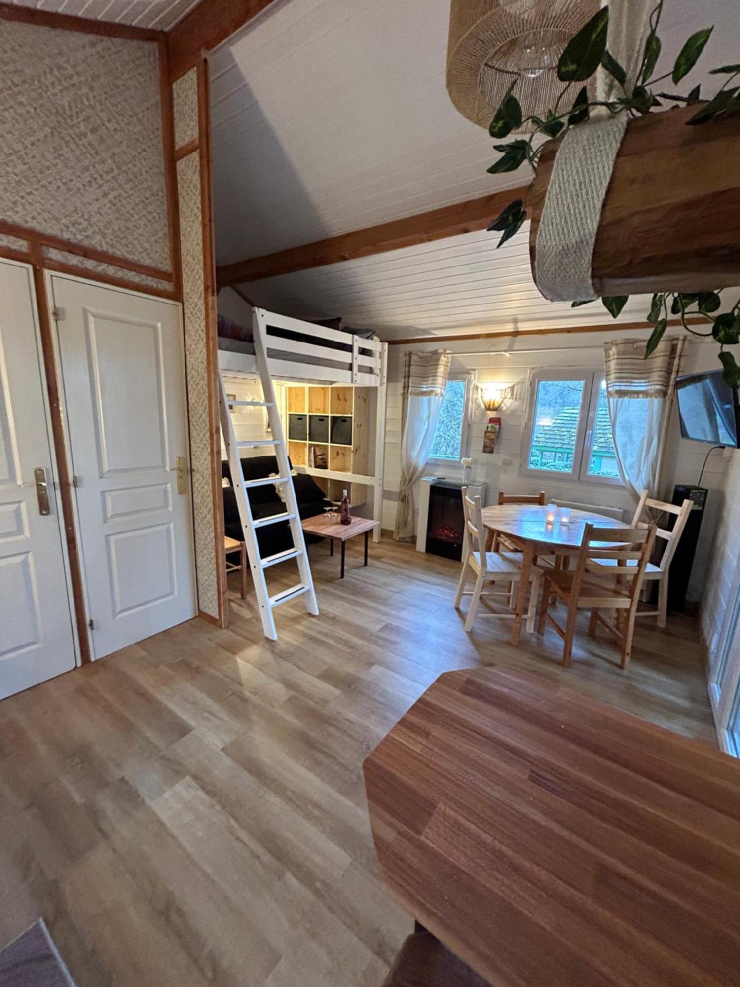 En Toute Quietude Lissac-sur-Couze エクステリア 写真